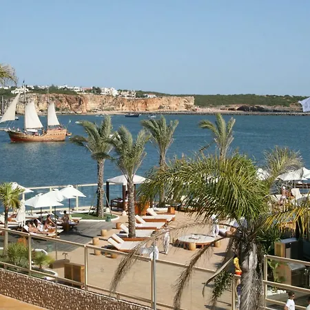 Gorgeous Portuguese-style In Town With Views Of Rio * Portimão